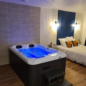  Love hôtel Aqua Reve